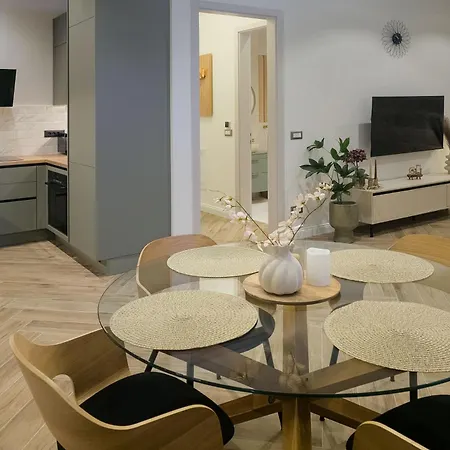 Stone Vista Luxury Apartman
