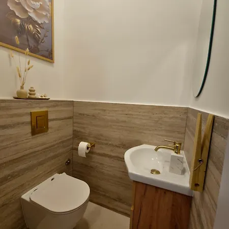 Stone Vista Luxury Апартаменти *